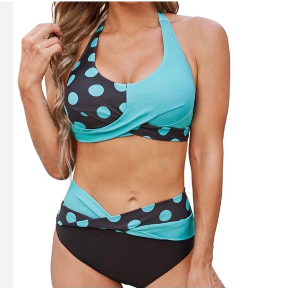NWOT Polka Dot Halter Neck Bikini